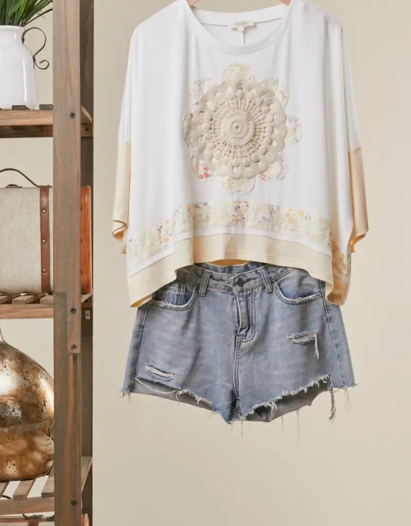 Lace Embroidered Short Sleeves Round Neck Top