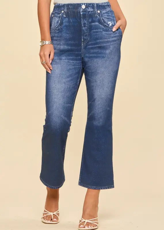 Zenim Bootcut Crop Pant