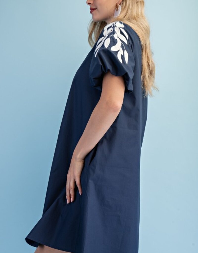 Elizabeth Embroidered Short Puff Sleeve Dress