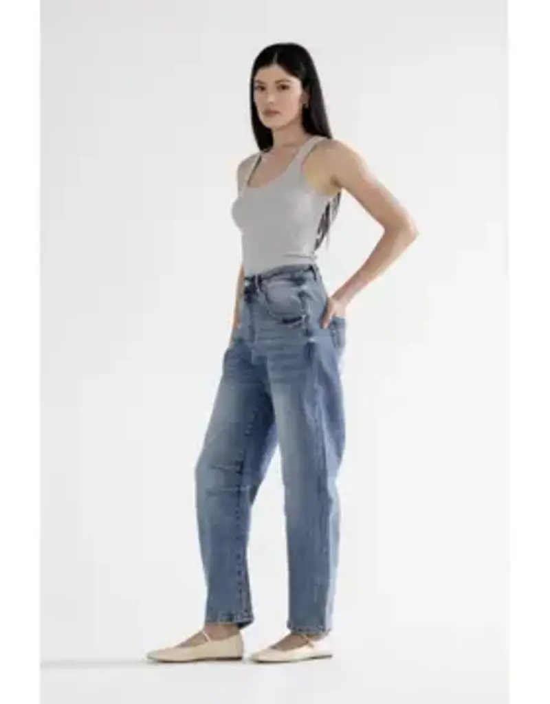 Super High Ankle Barrel-Leg Jean