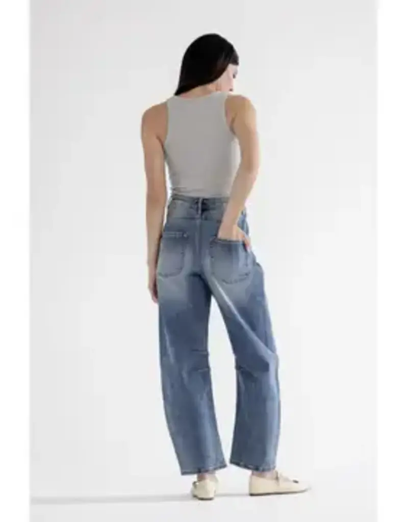 Super High Ankle Barrel-Leg Jean