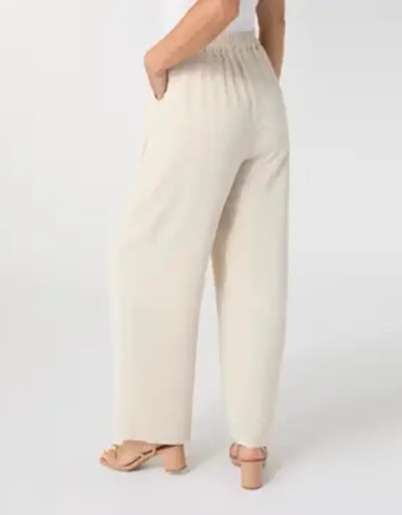 Daphne Flowy Pleat Front Pant with Pockets