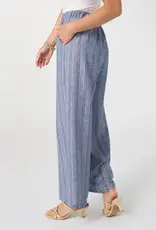 Andrea Textured Pant with Pockets