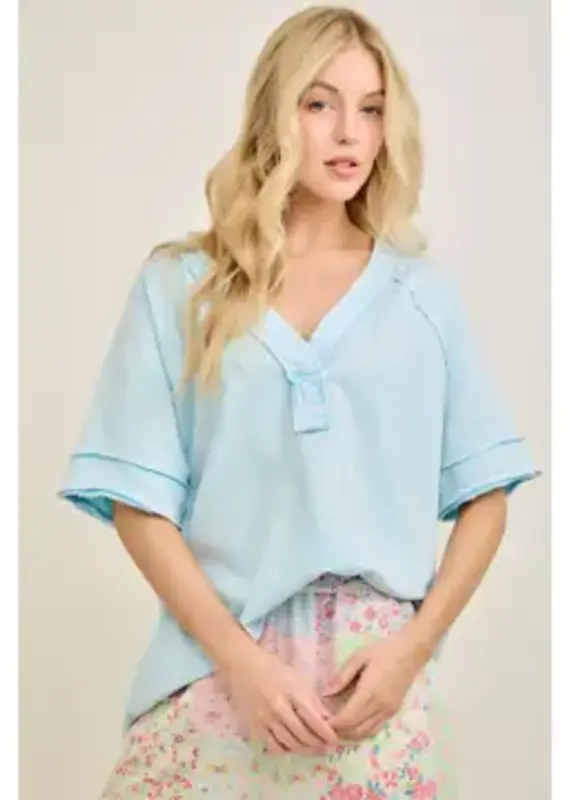 Mineralwashed Vneck Best Basic Soft Top