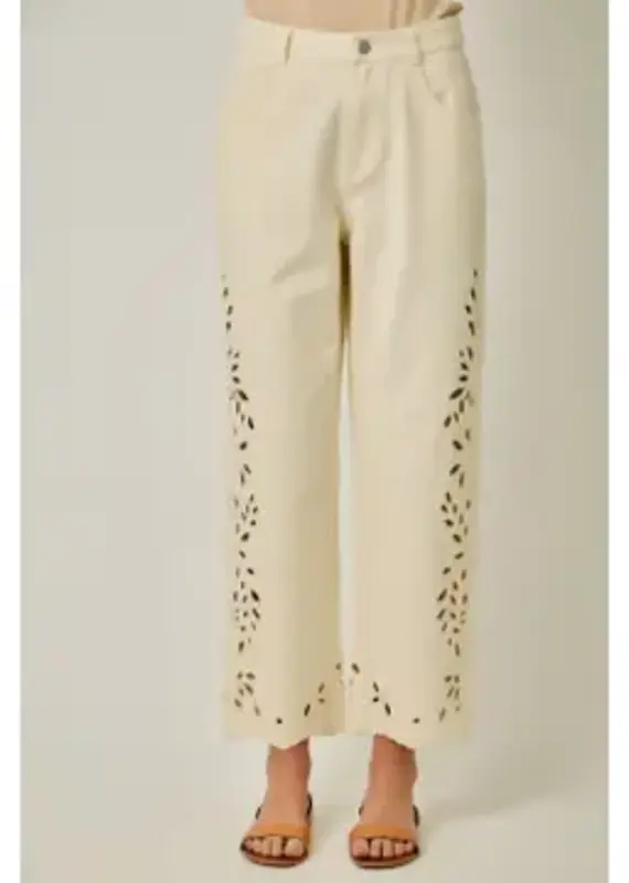 Eyelet Embroidered Detail Straight Leg Jeans