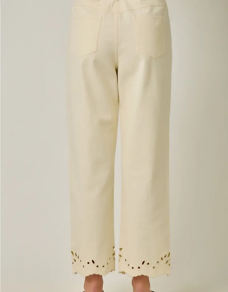 Eyelet Embroidered Detail Straight Leg Jeans
