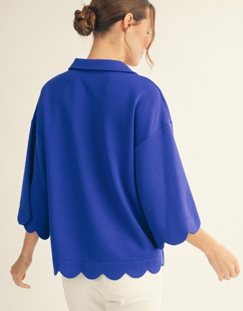 Susan Scallop Edge Detail Solid Top