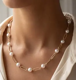 Station Pearl and Oval Chain Necklace