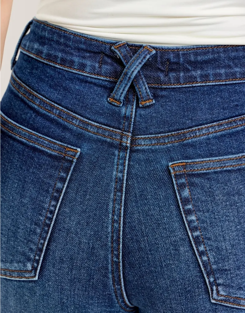 Judy Blue Slim Short With Slit Pocket Detail