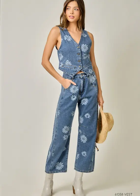 Daisy Printed Barrel Jeans