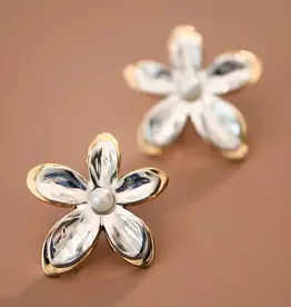 18K Gold Plated Pearl Flower Studs - Gold/Silver