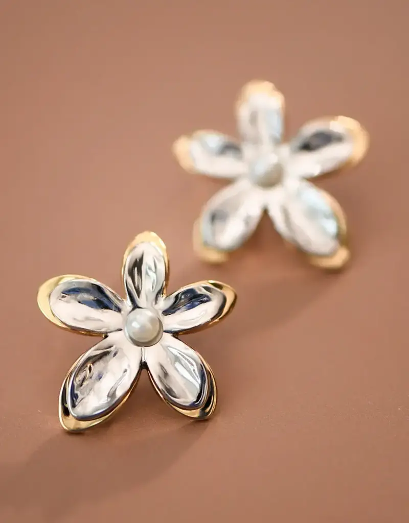 18K Gold Plated Pearl Flower Studs - Gold/Silver