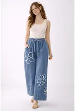 Floral Patch Wide Leg Denim Pant