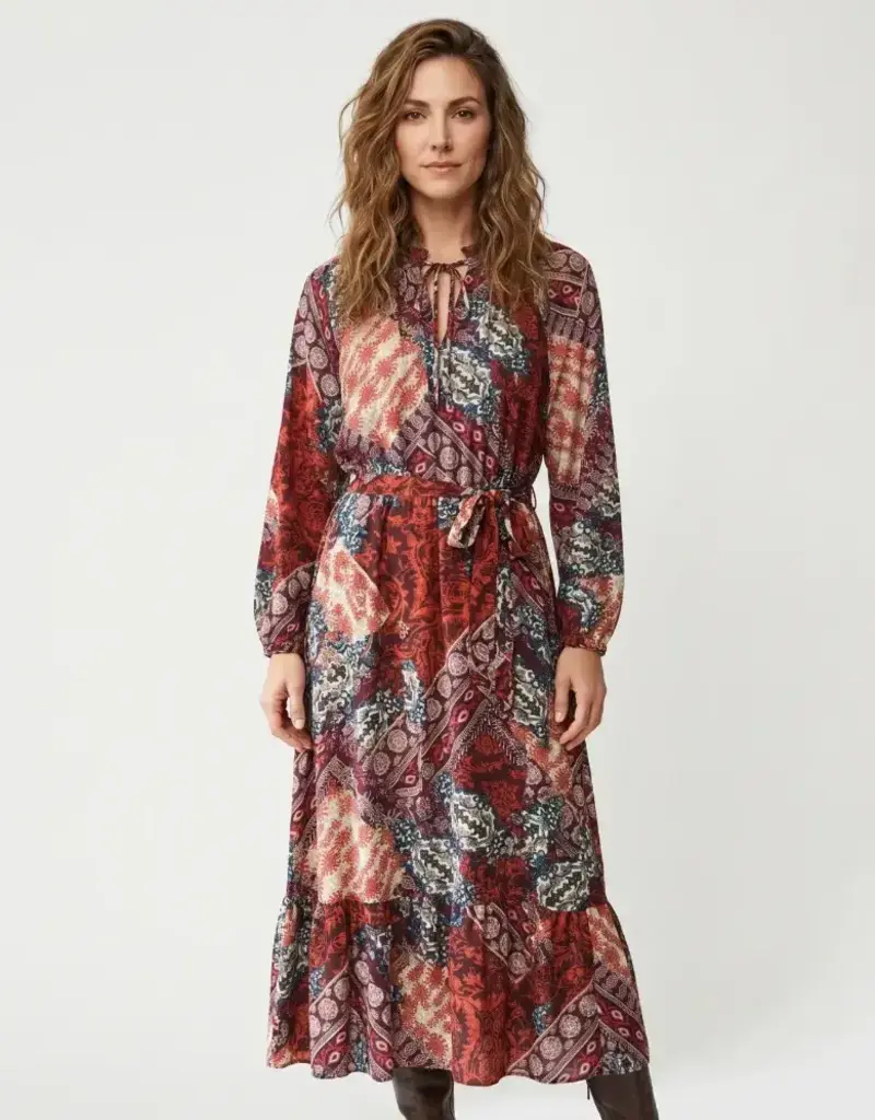 Georgette Tie Front Self Sash Midi Dress
