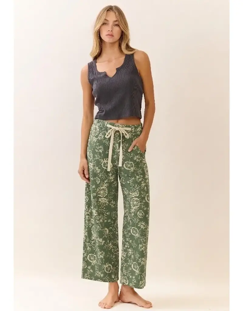 Camila Floral Printed Cropped Straight-Leg Pant