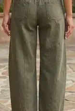 Angie Square Patch Pocket Ankle-Length Barrel Jean