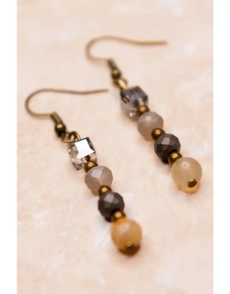 Mari Earrings in Grey Mix
