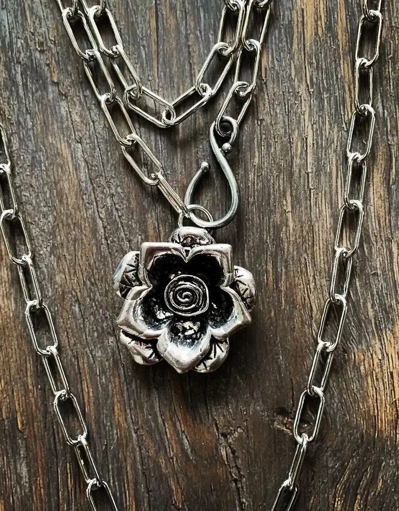 Roseanne Necklace - Silver