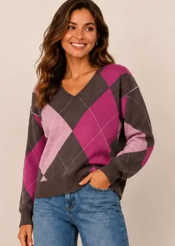 V-Neck Argyle Pullover Sweater