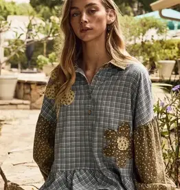 Amy Fall Plaid Top With Floral Applique Detail