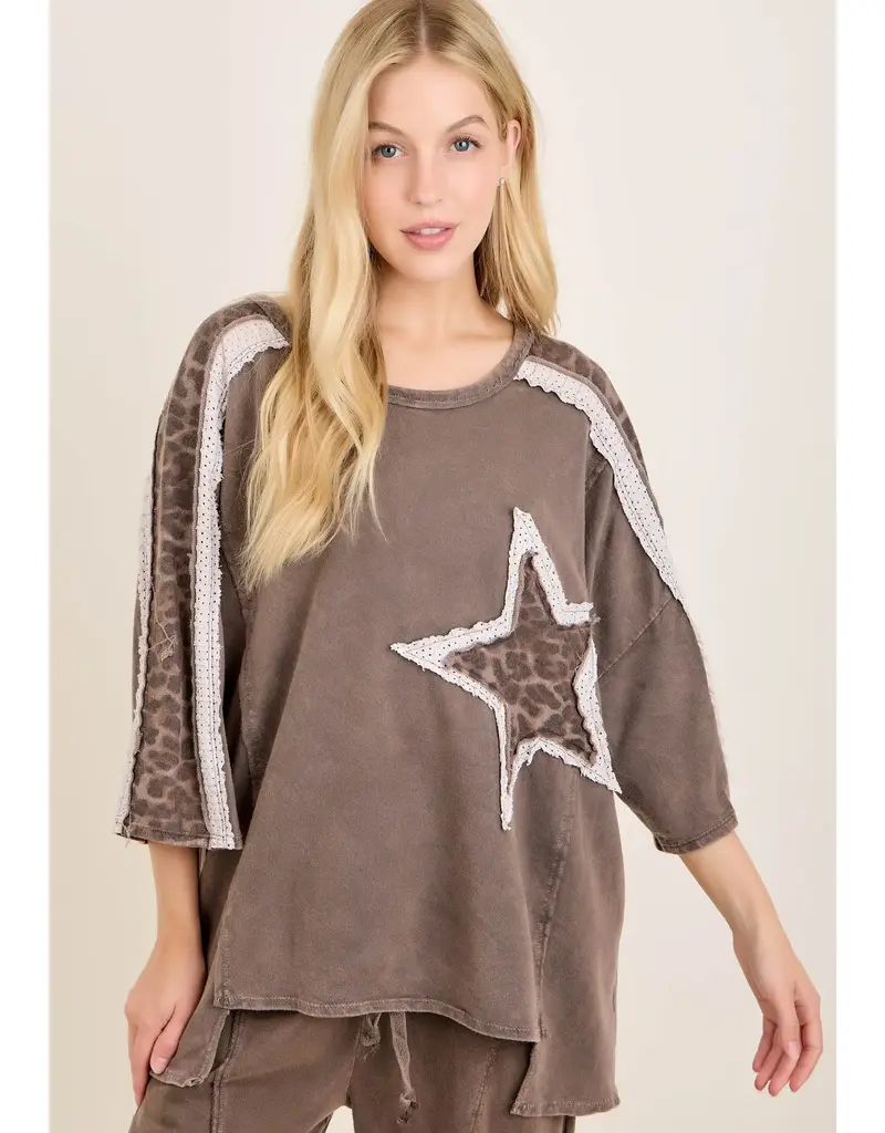 Mineral Wwashed Leopard Lace Star Patched Top