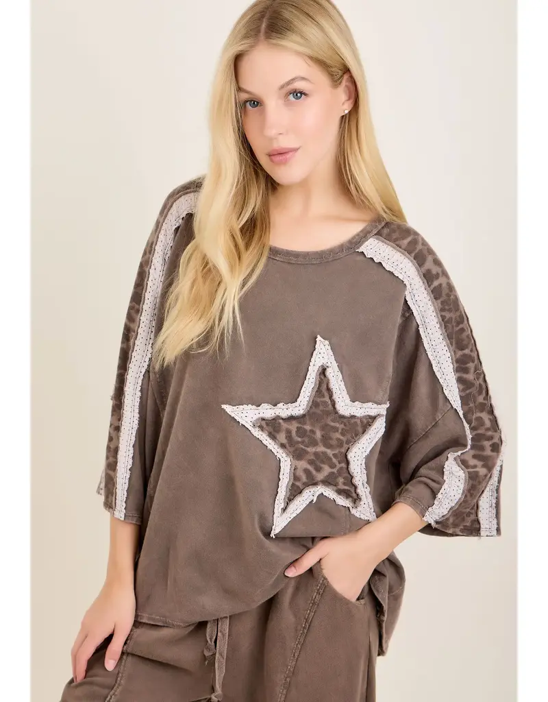 Mineral Wwashed Leopard Lace Star Patched Top
