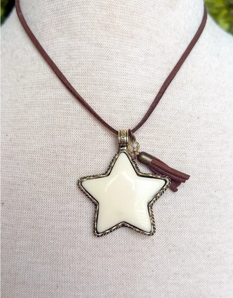 Star Chaser Short Necklace - Suede