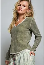 Vintage Washing Solid Stitch Overlock Trim Knit Top