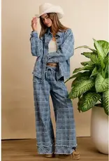 Frayed Detail Plaid Wide Leg Jeans with Dual Pockets