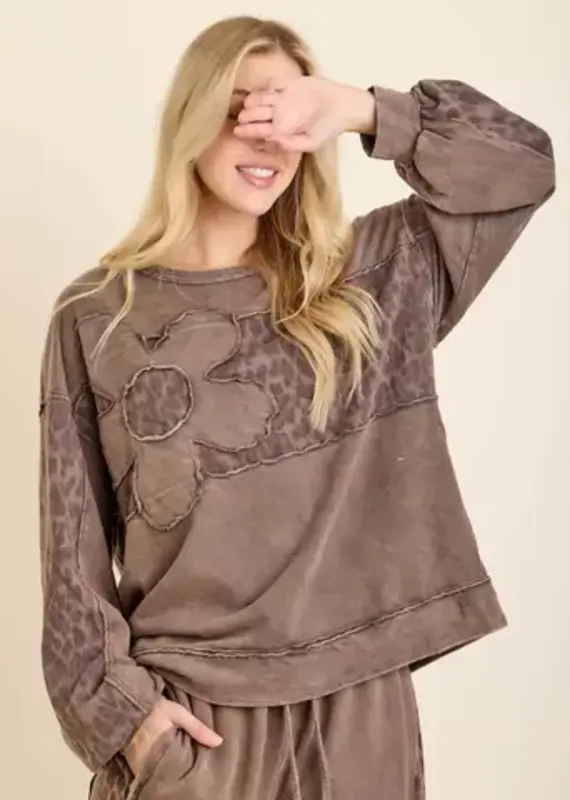 Lizzy Leopard Daisy Patched Sweatshirt