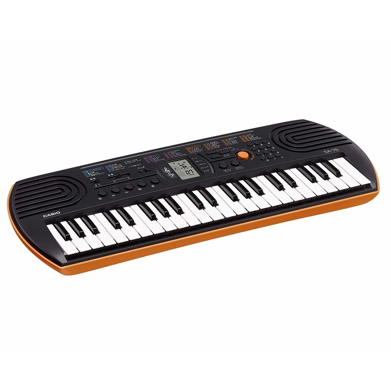 44-note electric keyboard w/ 5 drum pads