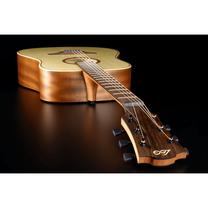 Tramontane 70 Dreadnought Acoustic Guitar