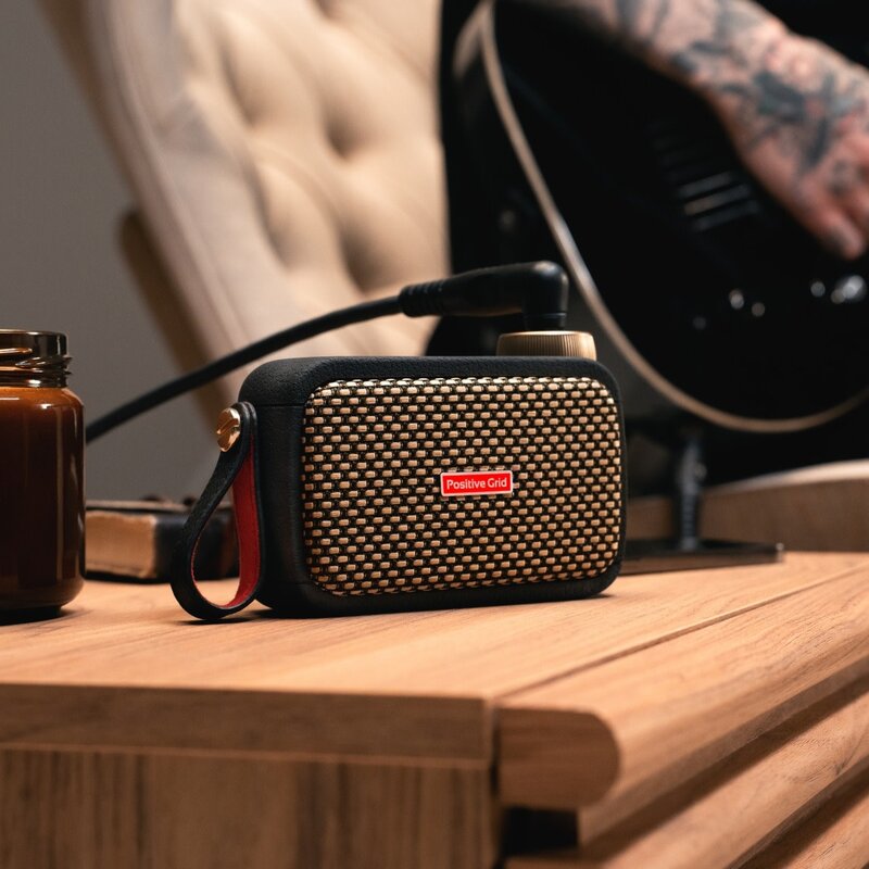 Spark GO Ultra-portable Smart Guitar Amp and Bluetooth Speaker (Black)(Black)