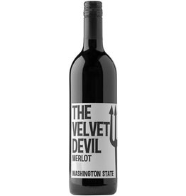 THE VELVET DEVIL MERLOT 750ML