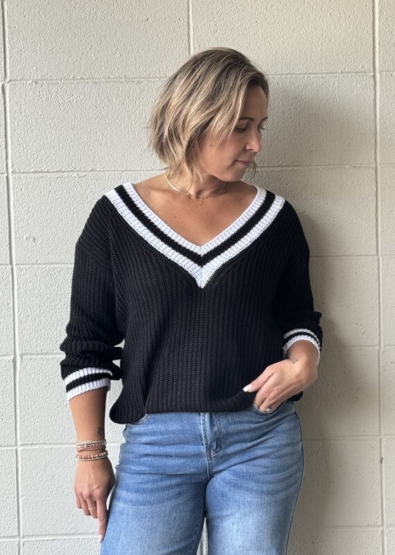 Made in Italy V-Neck Knit Sweater