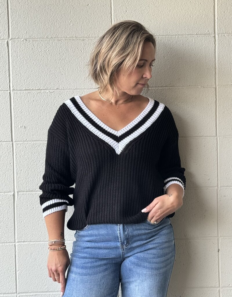 Made in Italy V-Neck Knit Sweater