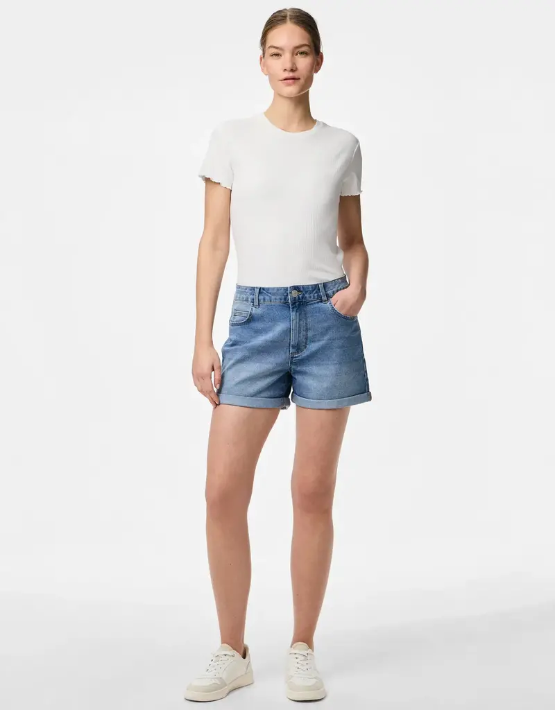 Pieces Peggy Mid Waist Shorts