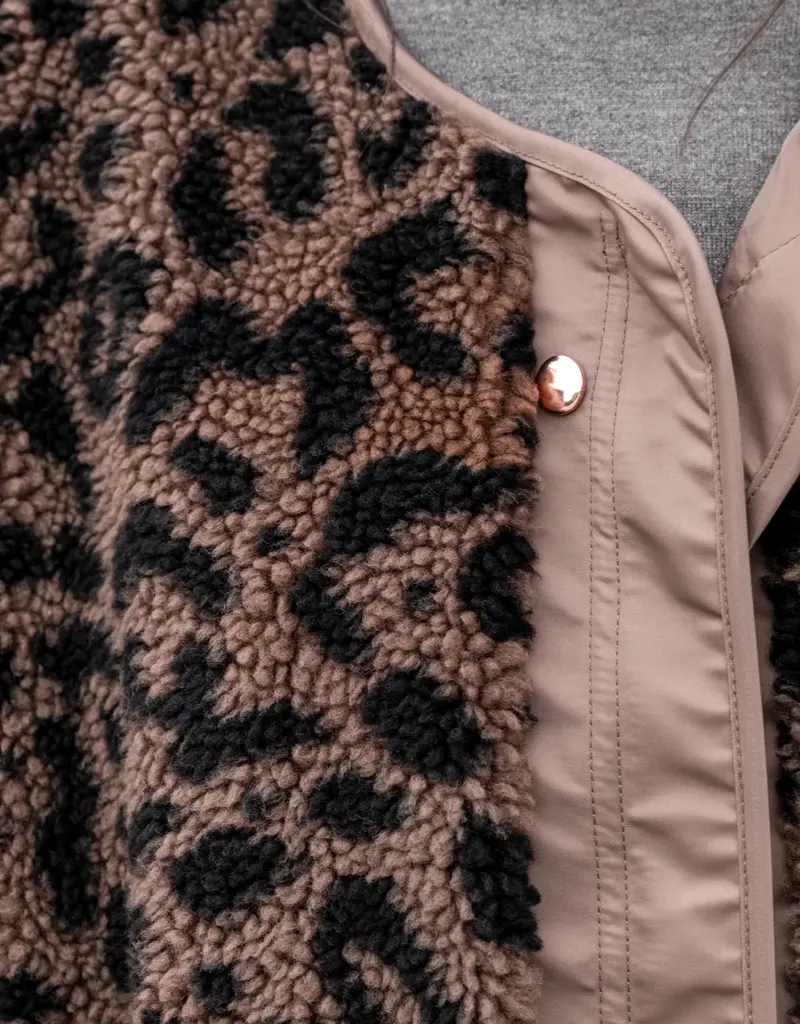 YEST Zinaida Reversibe Leopard Jacket