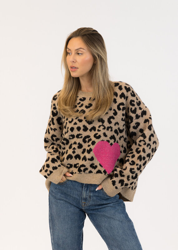 Lyla & Lux Jessie Animal Pullover