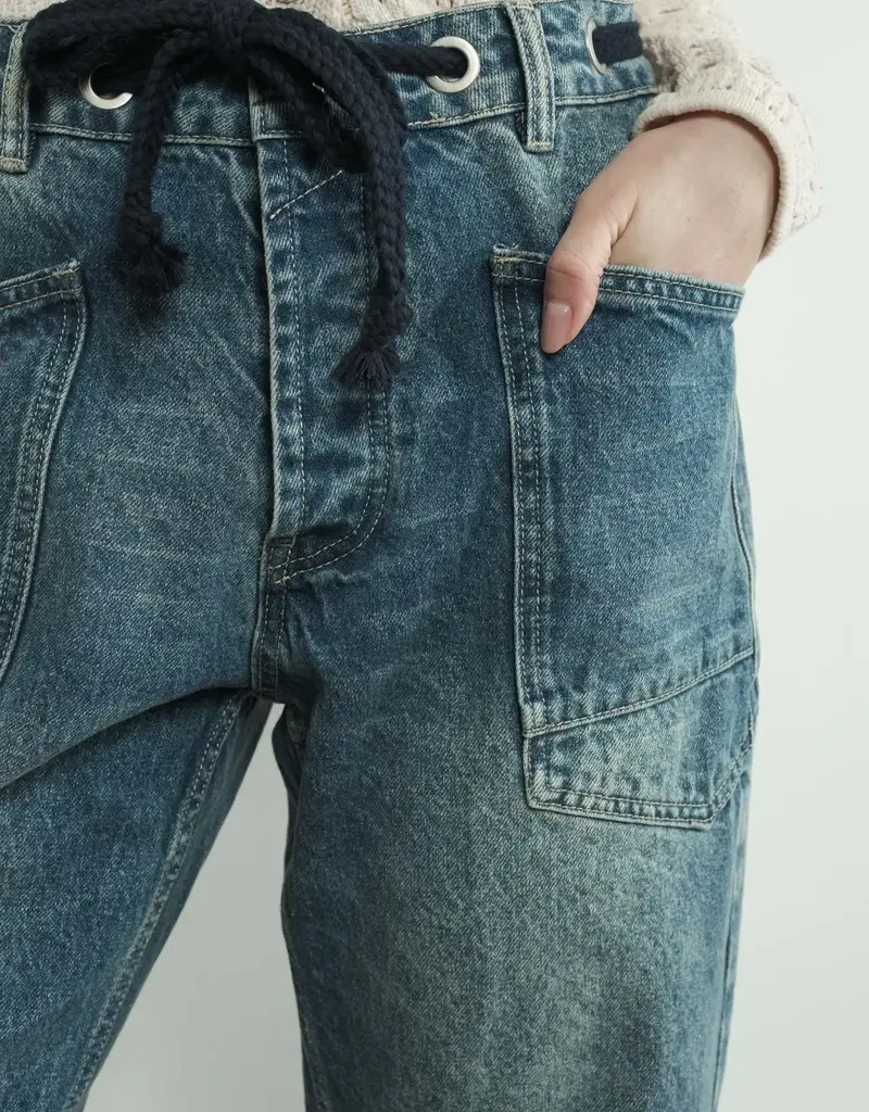 Aaron & Amber Eyelet Barrel Jeans