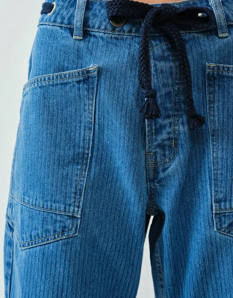 Aaron & Amber Eyelet Barrel Jeans