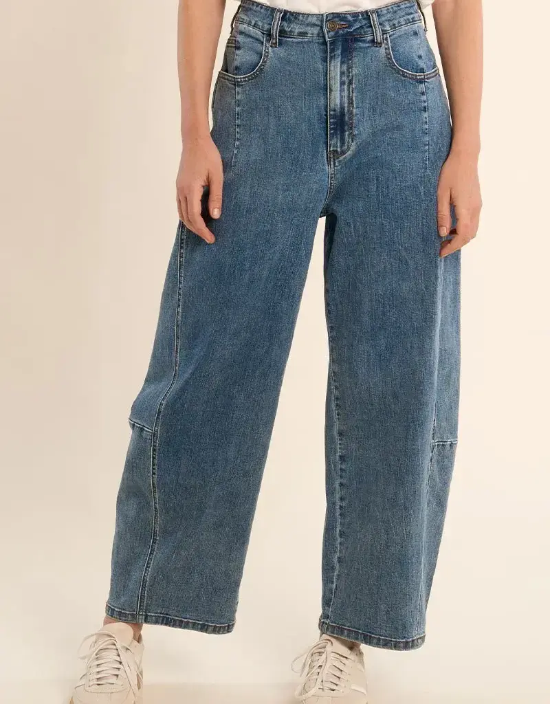 Molly Bracken Dusty Barrel Jean