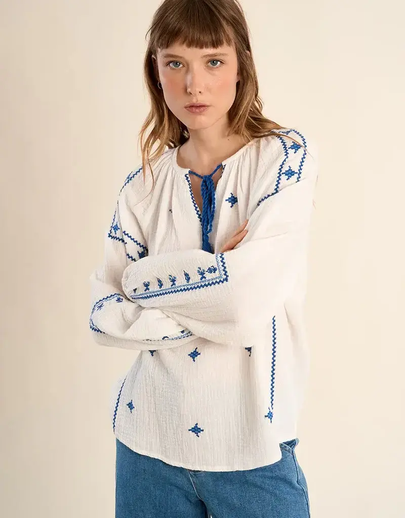 Molly Bracken Larisa Embroidered Blouse