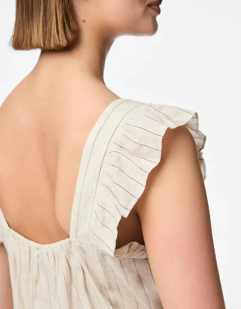 Pieces Pia Ruffle Sleeve Top