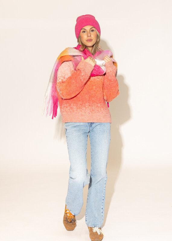 Lyla & Lux Luxe Crew Sweater