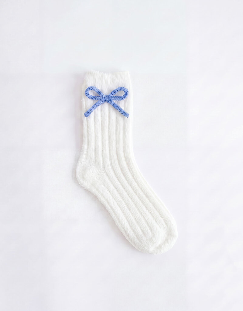 Lyla & Lux Plush Bow Detailed Socks