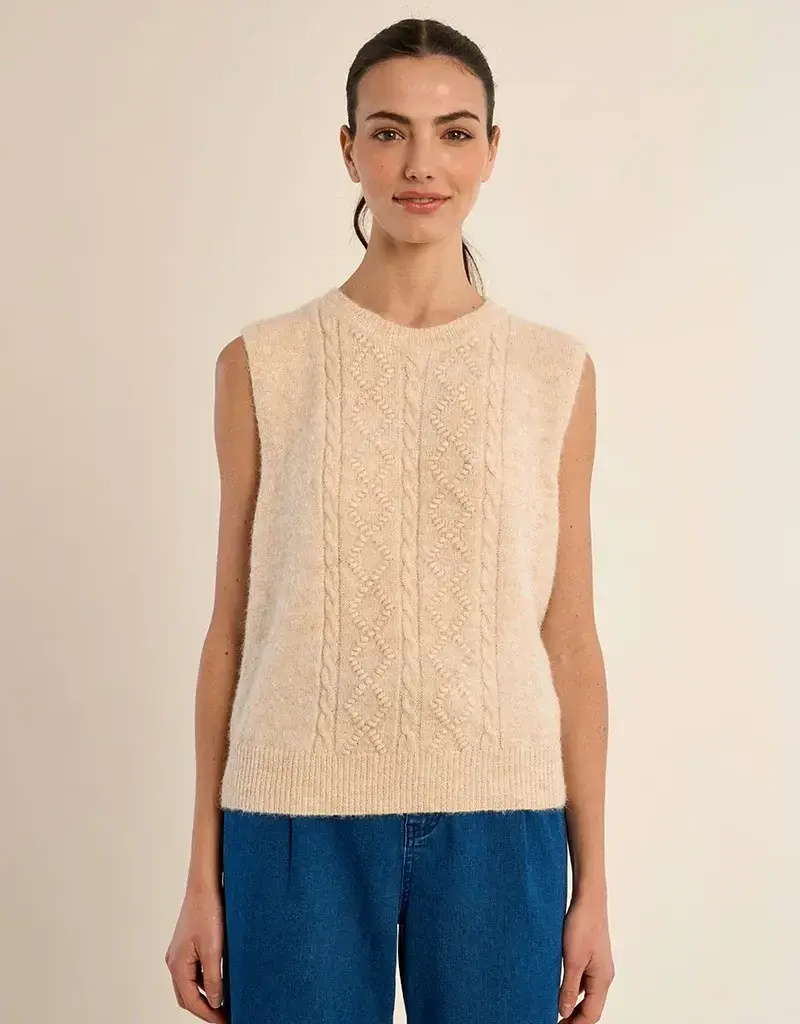Molly Braken Cable Knit Round Neck Vest