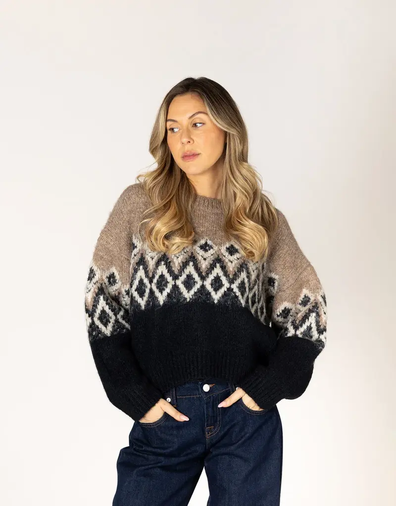 Lyla & Lux Aria Fair Isle Crew
