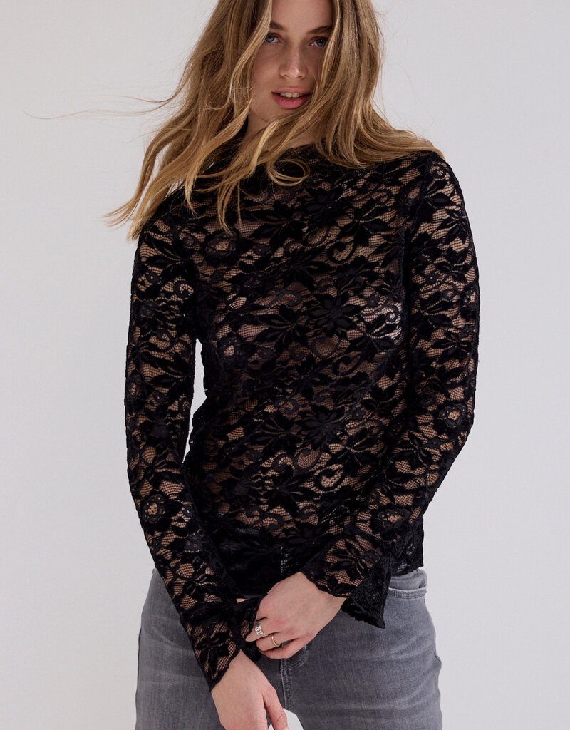 Tramontana Velvet Stretch Lace Top