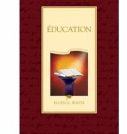 Ellen G.White Éducation (IADPA couverture souple)